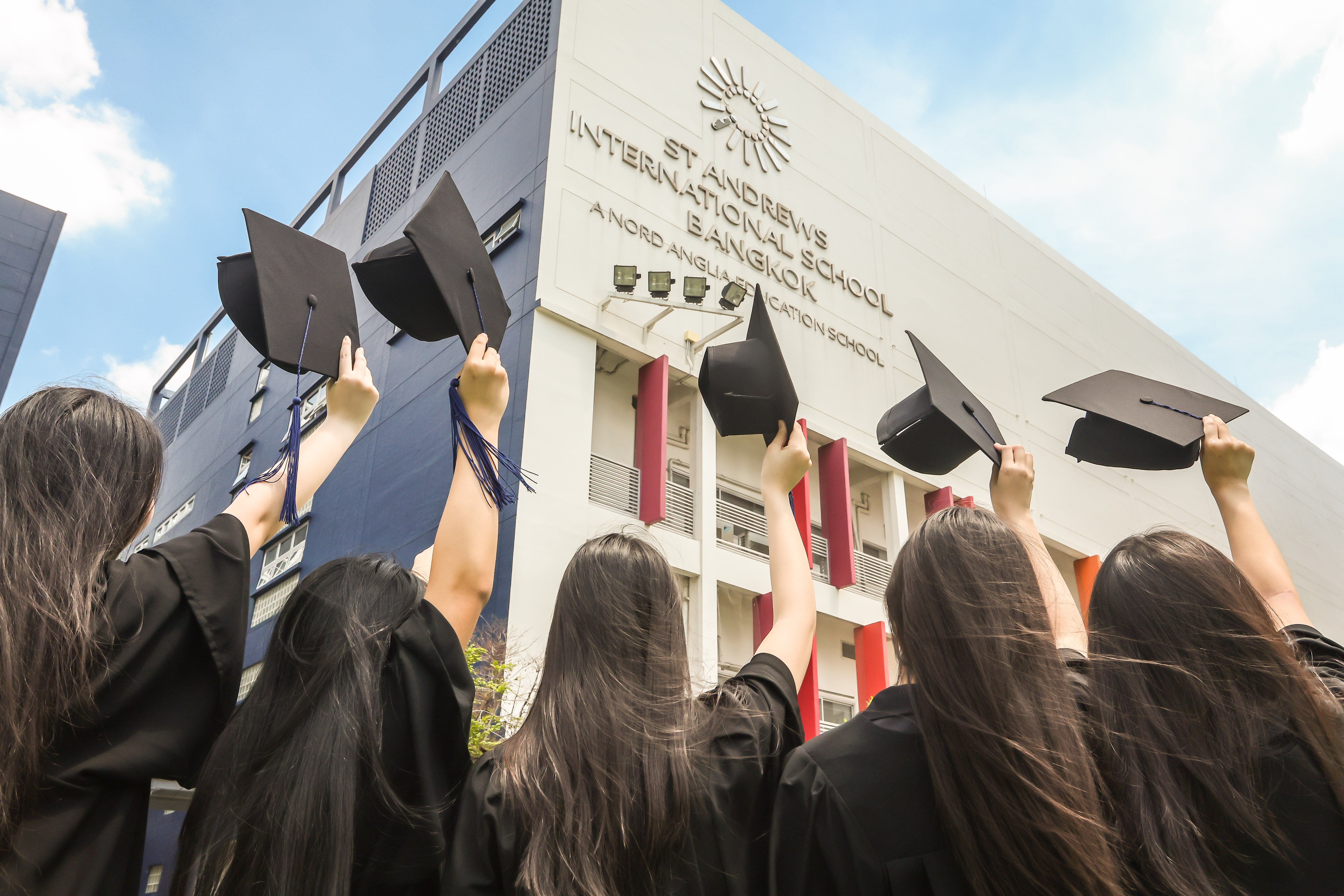 IB vs A-levels: Preparing Students for an AI-Driven Future